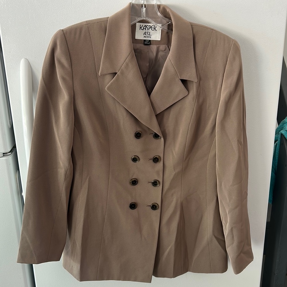 Kasper 10P ladies suit with pencil skirt - Taupe